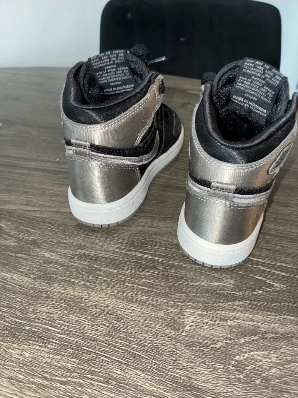 Nike Kids Black and Silver Mid-Top Sneakers